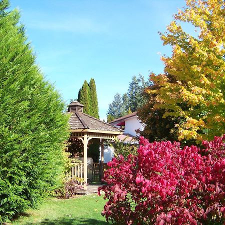 Bavarian Orchard Motel Creston Dış mekan fotoğraf